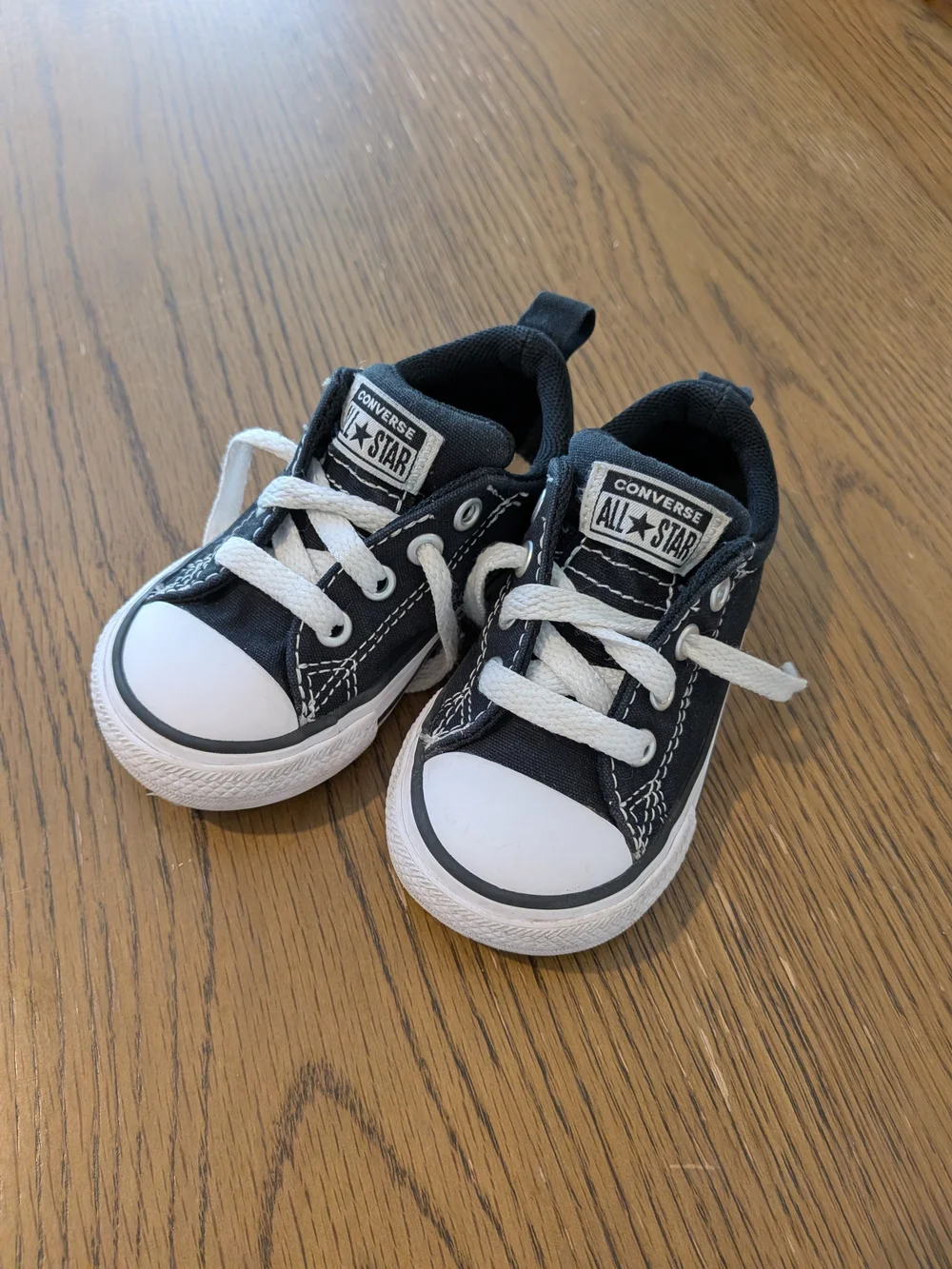 Converse Toddler Street Ox Low Top Sneakers - Sz. 5